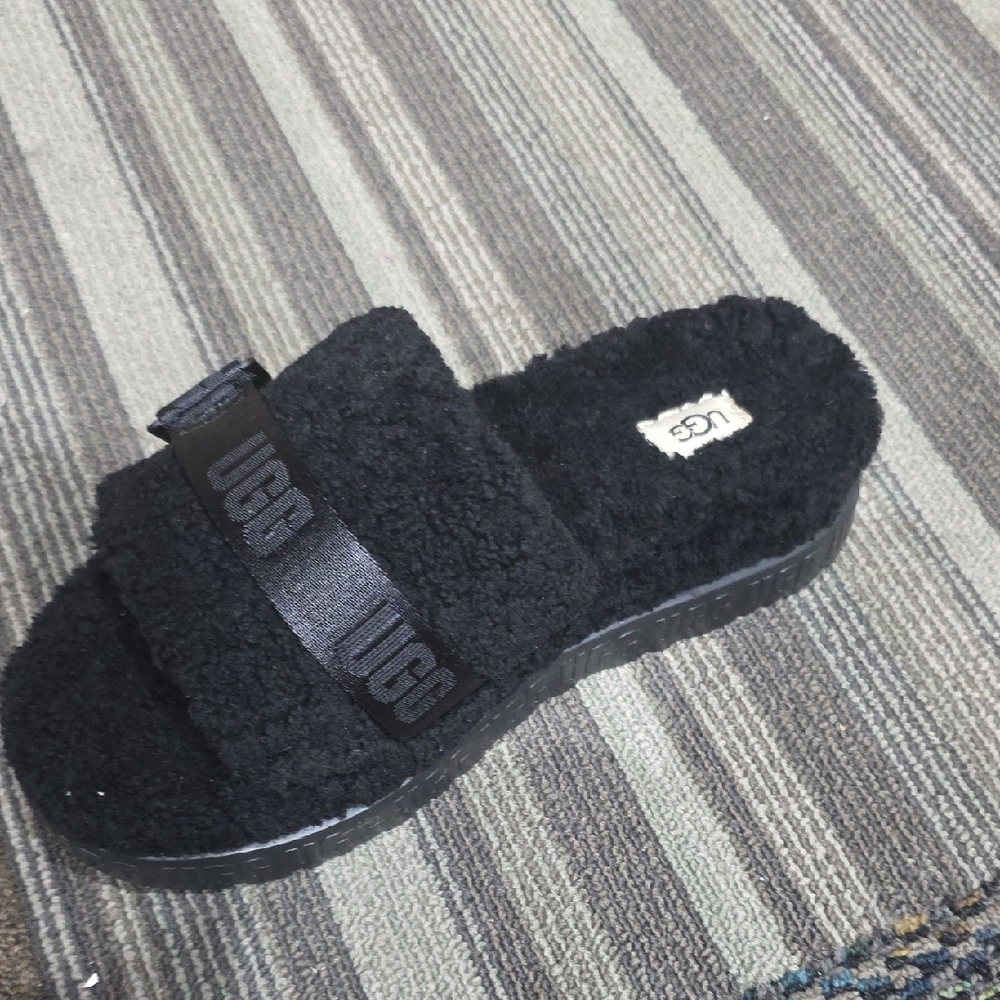 UGG Black Fluffy Slide Slippers
